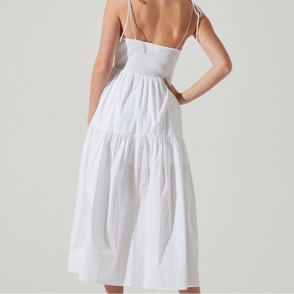 NWT ASTR THE LABEL White Smocked Ruffle Tiered Bustier Midi Maxi Dress Size XL - Picture 2 of 9